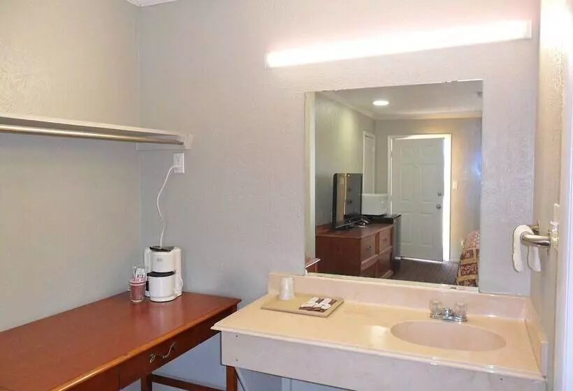 A Ok Motel