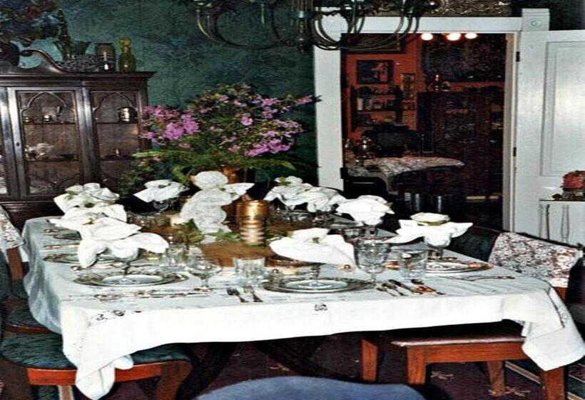 Bed and Breakfast Ducote Williams House