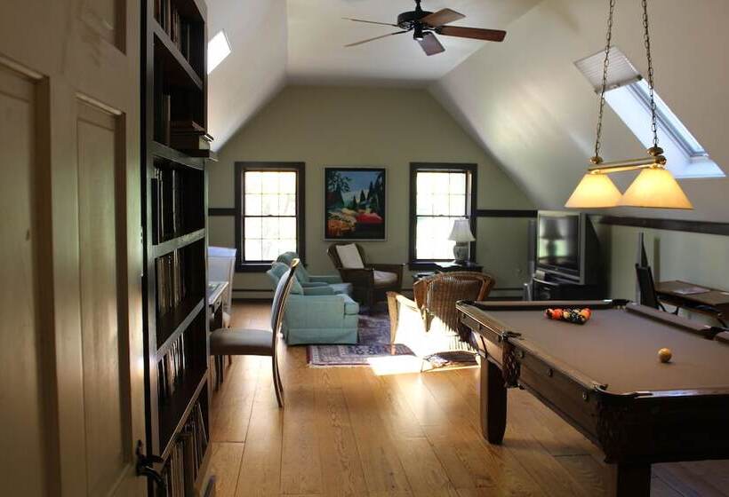 Bed and Breakfast King Hill Inn & Kitchen