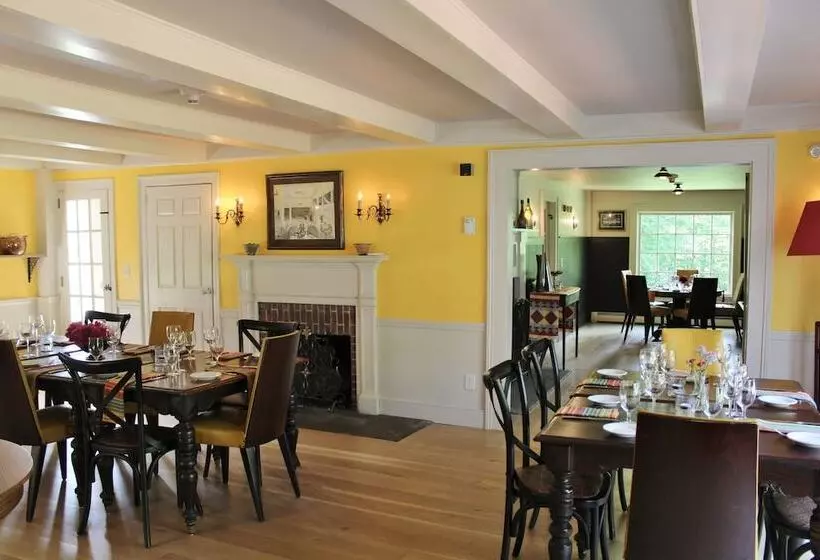 ベッドアンドブレックファースト King Hill Inn & Kitchen