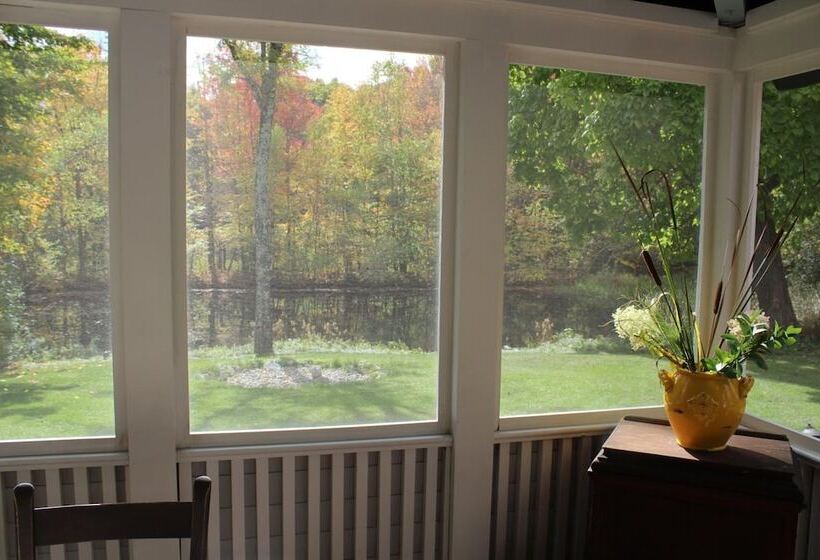 Bed and Breakfast King Hill Inn & Kitchen