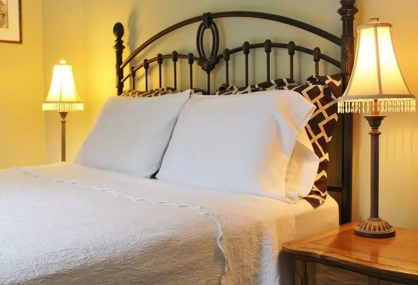ベッドアンドブレックファースト King Hill Inn & Kitchen