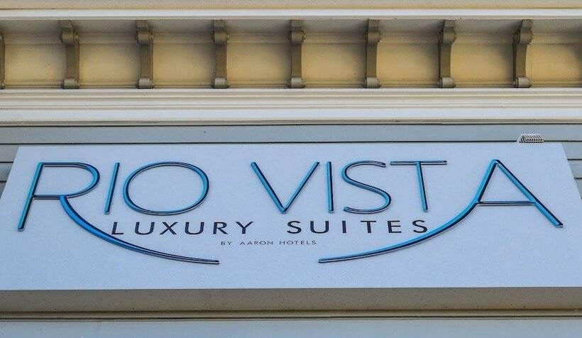 住宿加早餐  Rio Vista Inn & Suites Santa Cruz