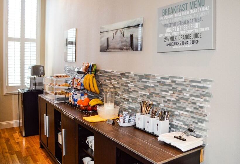 住宿加早餐  Rio Vista Inn & Suites Santa Cruz