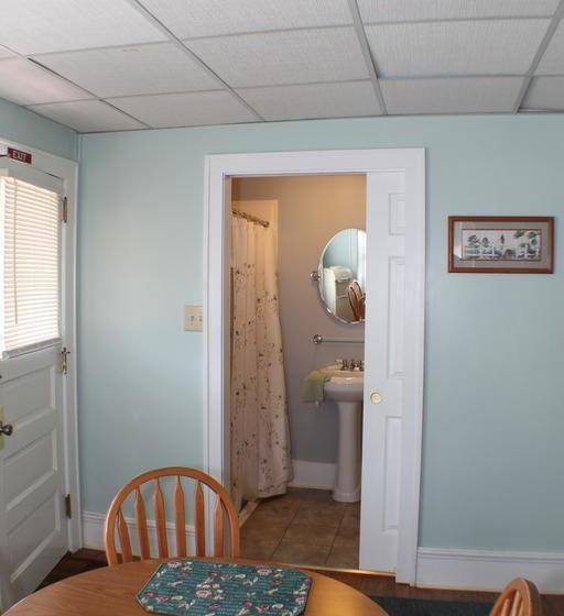 민박 The White Birch Inn