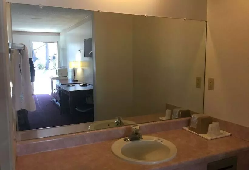 Hotelli American Inn