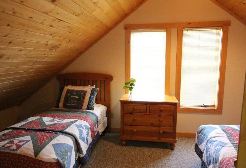 Otel River's Edge Resort