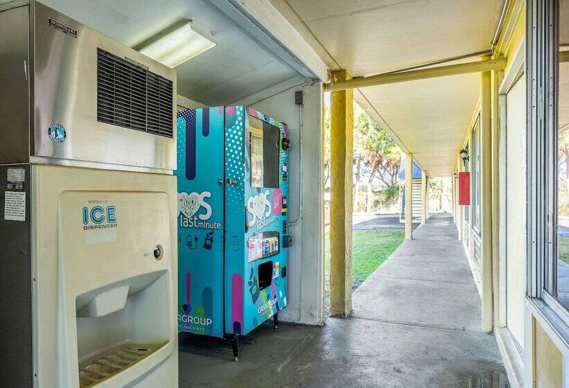 فندق Rodeway Inn