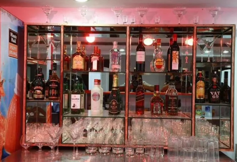 ホテル Saiesh International