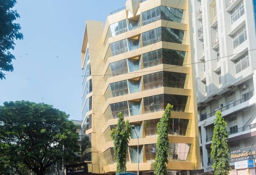 Hotel The Khwaishh Presidency