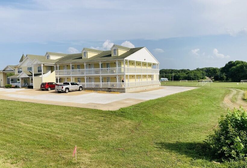 فندق على الطريق Honeysuckle Inn