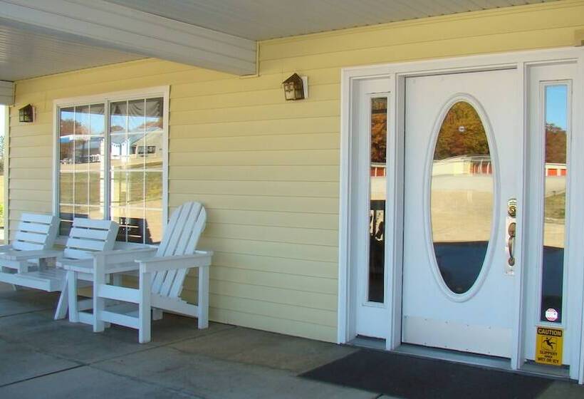 فندق على الطريق Honeysuckle Inn