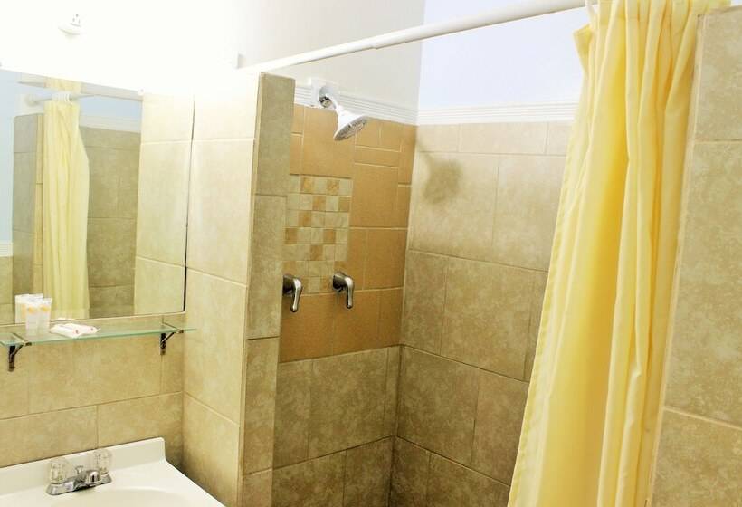 Мотель I 84 Motor Inn