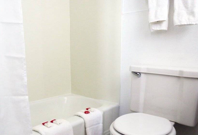 Indianhead Ironwood Motel