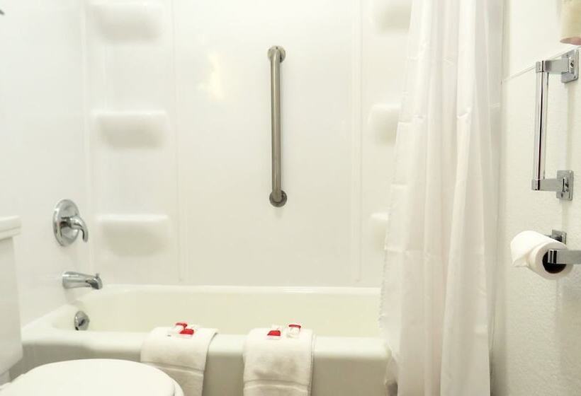 Indianhead Ironwood Motel