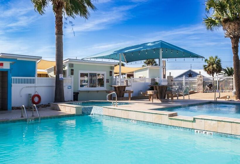 مُتل Tropic Island Resort