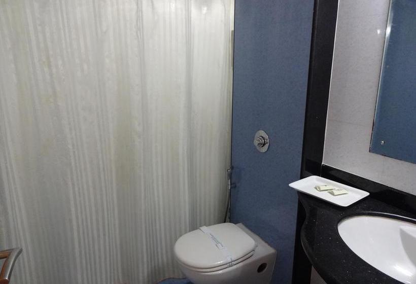 Royal Riviera  & Resort