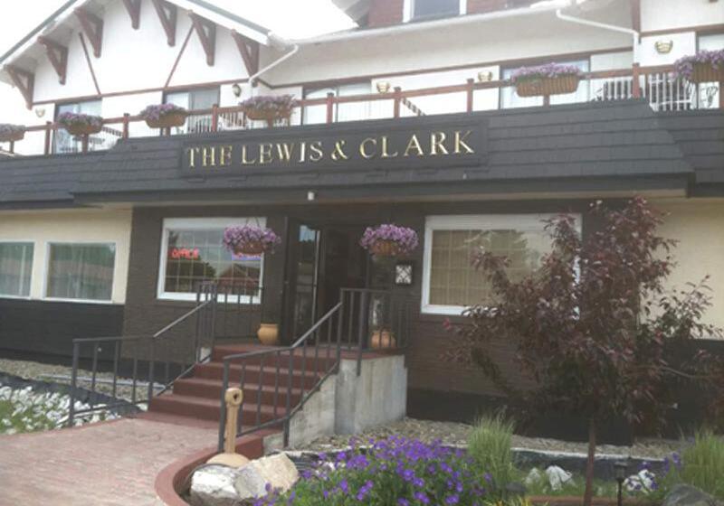 Three Forks Lewis & Clark Motel