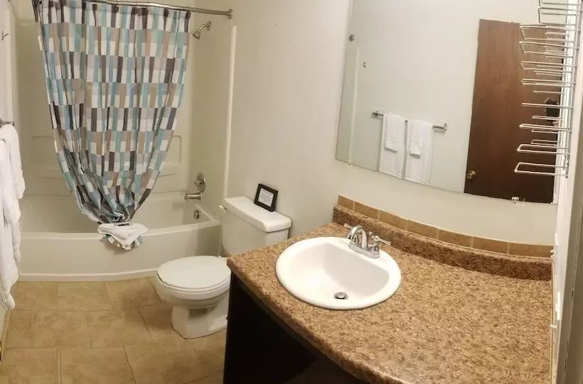 Amber Inn Motel