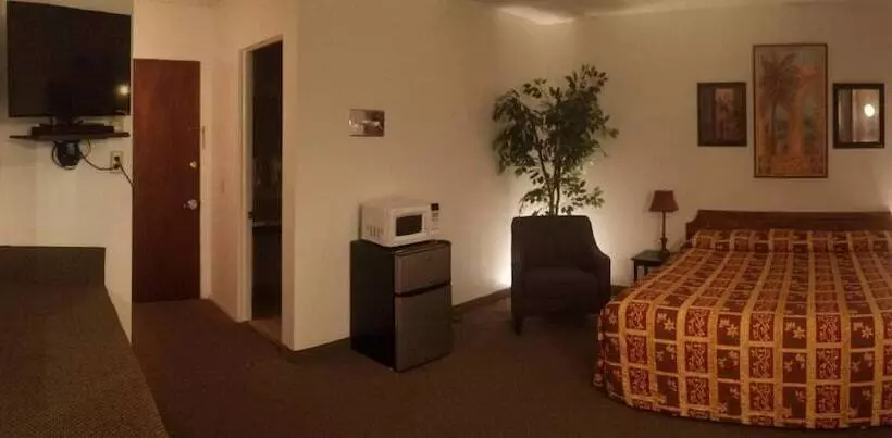 Amber Inn Motel