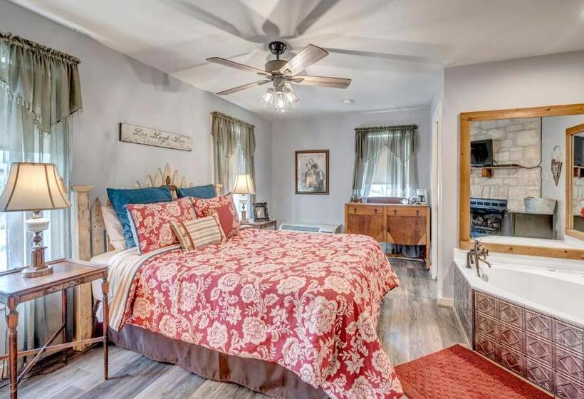 Bed and Breakfast Full Moon Inn