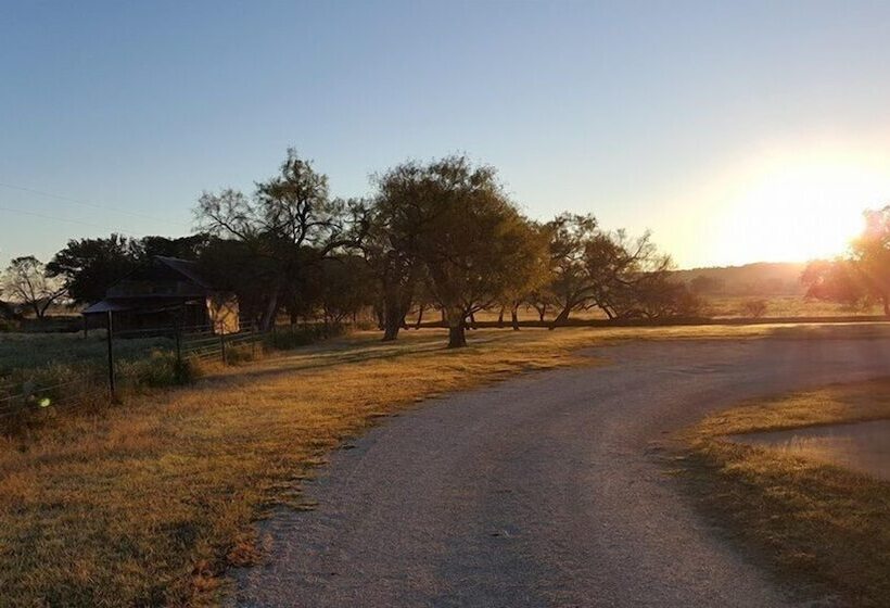 Bed and Breakfast Full Moon Inn