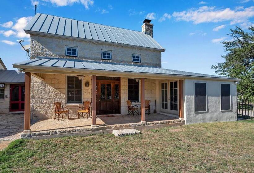 Bed and Breakfast Full Moon Inn