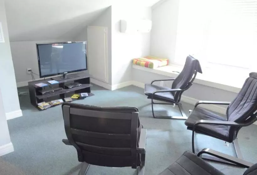 Hi  Houston The Morty Rich Hostel