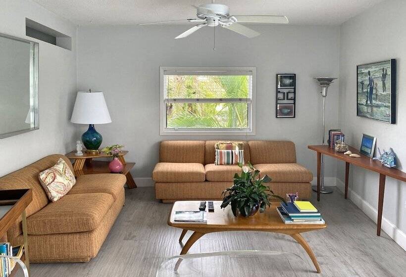 호텔 South Beach Place  Vero Beach