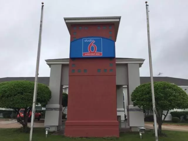 ホテル Studio 6 Burleson