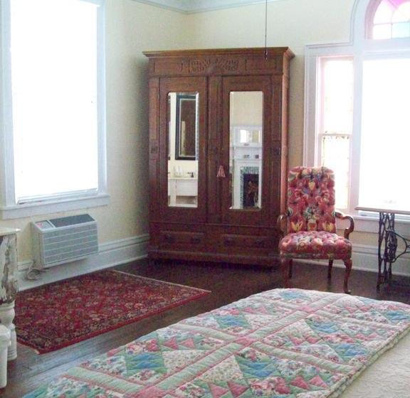 Isabella Bed & Breakfast