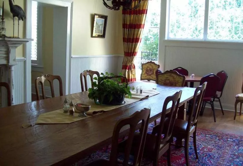 Isabella Bed & Breakfast