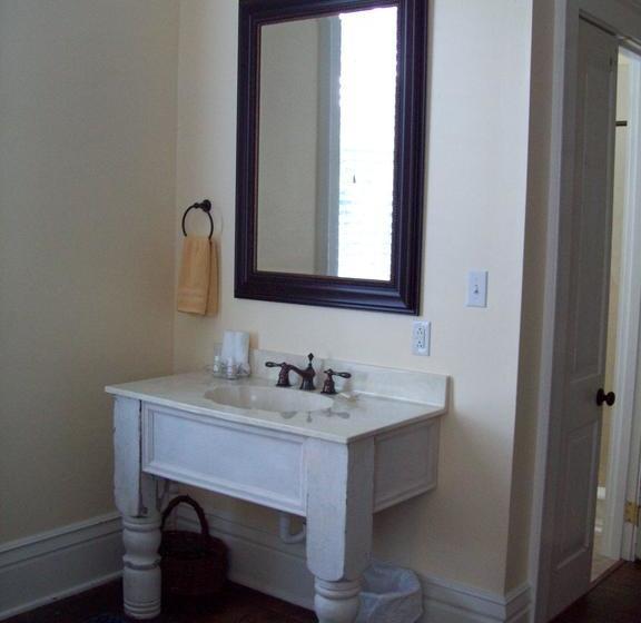 Isabella Bed & Breakfast