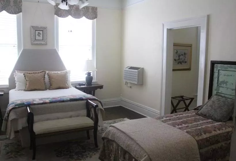 Isabella Bed & Breakfast