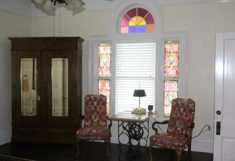 Isabella Bed & Breakfast