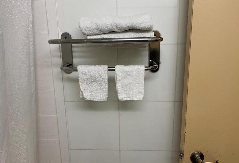 מוטל Atlantic Motor Inn