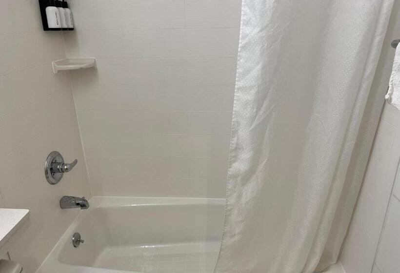 מוטל Atlantic Motor Inn