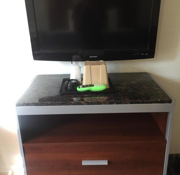 מוטל Atlantic Motor Inn