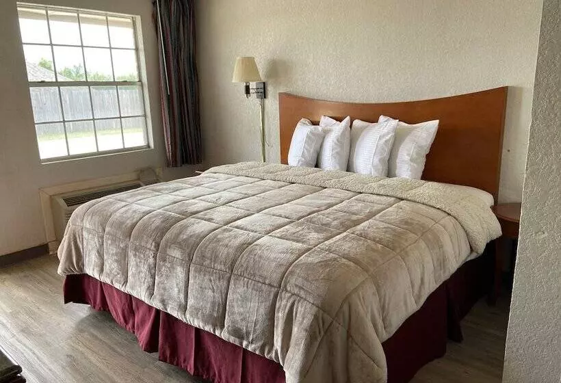 Motelli Colonial Inn