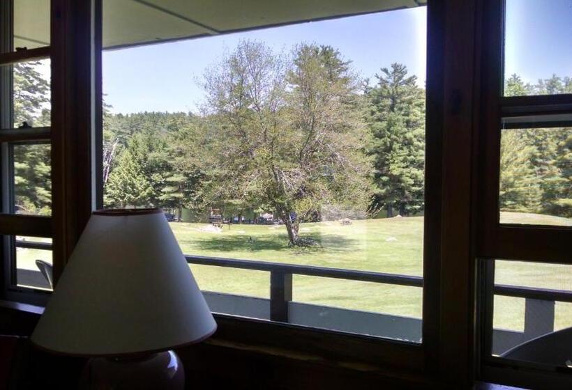 מוטל The Lodge At Loon Lake