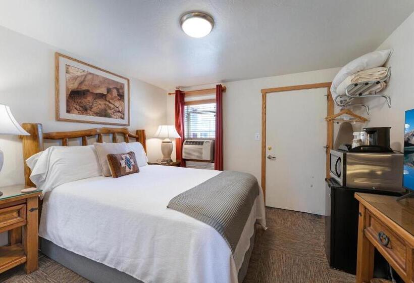 فندق على الطريق Stone Lizard Lodge