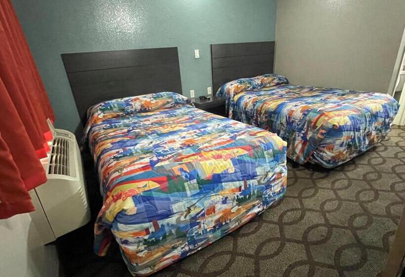 فندق على الطريق Super 7 Inn