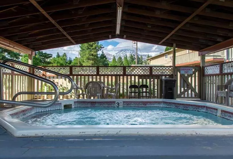 Motelli Swiss Holiday Lodge