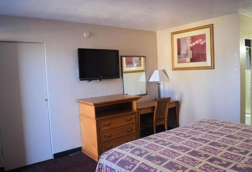 فندق على الطريق Western Inn & Suites