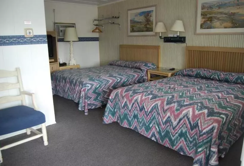 Redwood Motel