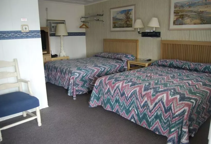 Redwood Motel