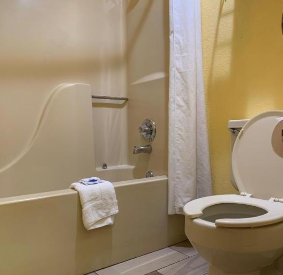 Southern Nights Motel