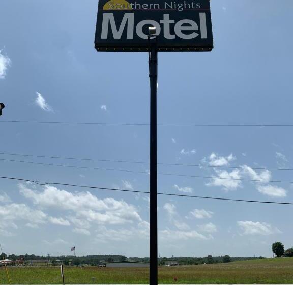 Southern Nights Motel