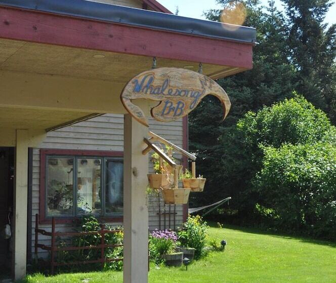 Whalesong Bed And Breakfast