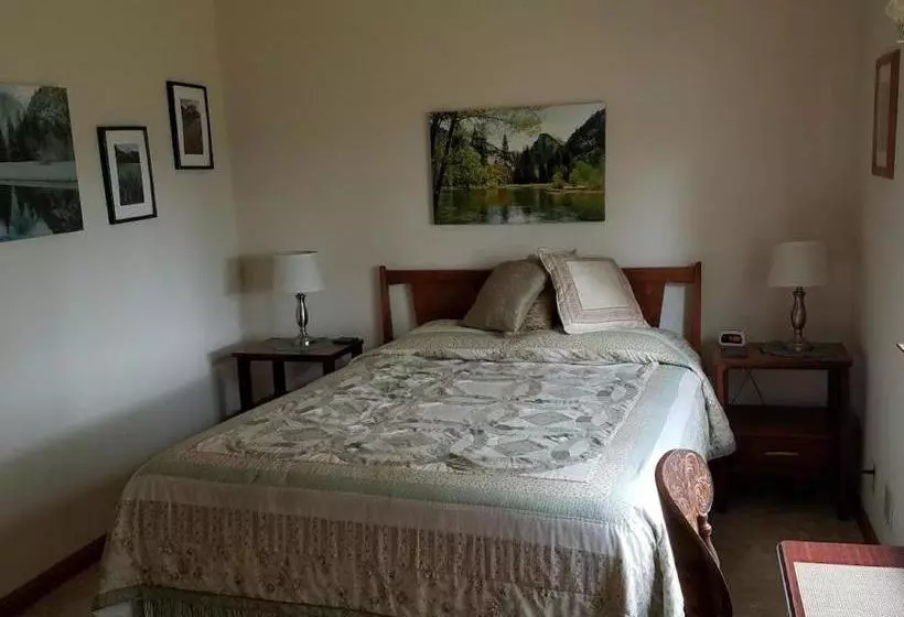 Yosemite Nights B&b